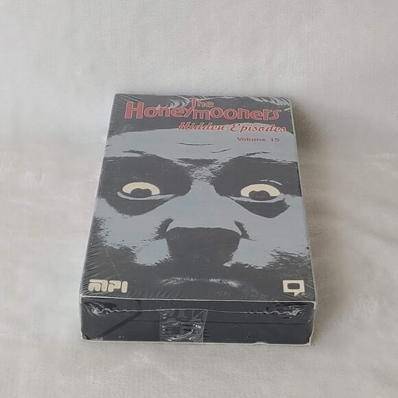 The Honeymooners Hidden Episodes Volume 15 1986 VHS New Sealed - Picture 4 of 9